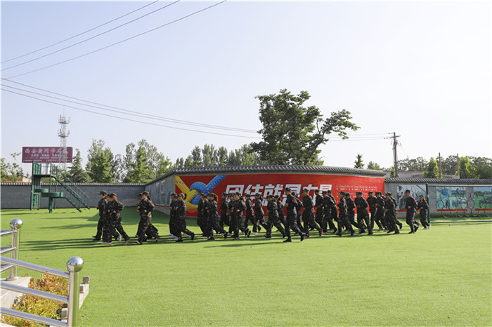 團(tuán)隊(duì)風(fēng)采